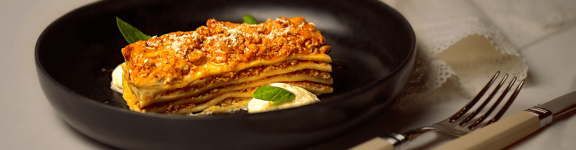 Lasagne 1920 x 500 px