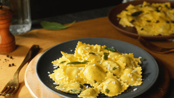 Ravioli Ricotta e Spinaci 800 x 450 px